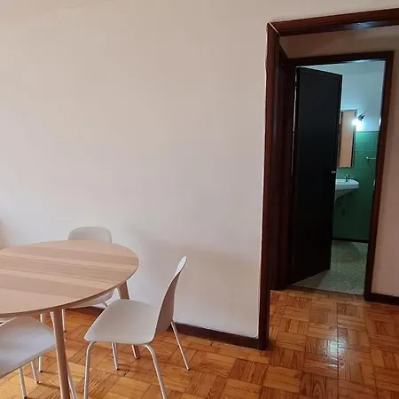 Catarina Hertz 2t Apartment